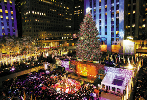 纽约洛克菲勒中心 br 圣诞树被点亮--洛阳晚报-