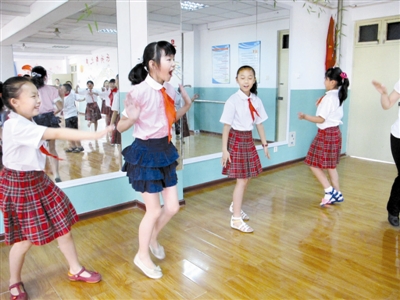 舞蹈课上任性飞--洛阳晚报--河南省第一家数字